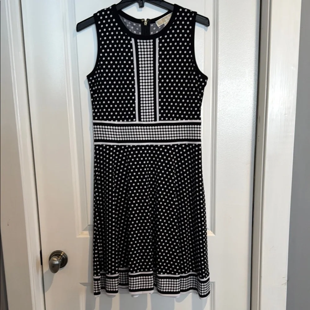 Michael Kors black white polka dot fit and flare sleeveless dress medium petite